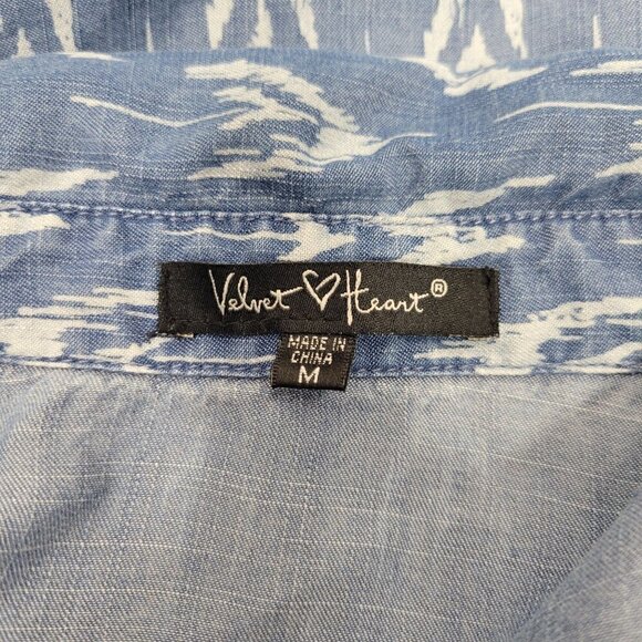 Velvet Heart Women's Chambray Button Down Denim Top With White Pattern Size M - Picture 10 of 13